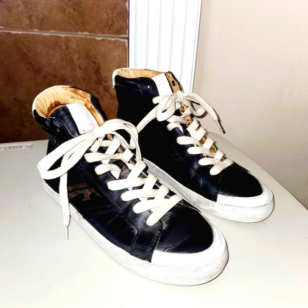 FRYE Kira Intentionally Distressed Leather Moto Casual Lace Up Hi Top Shoes
